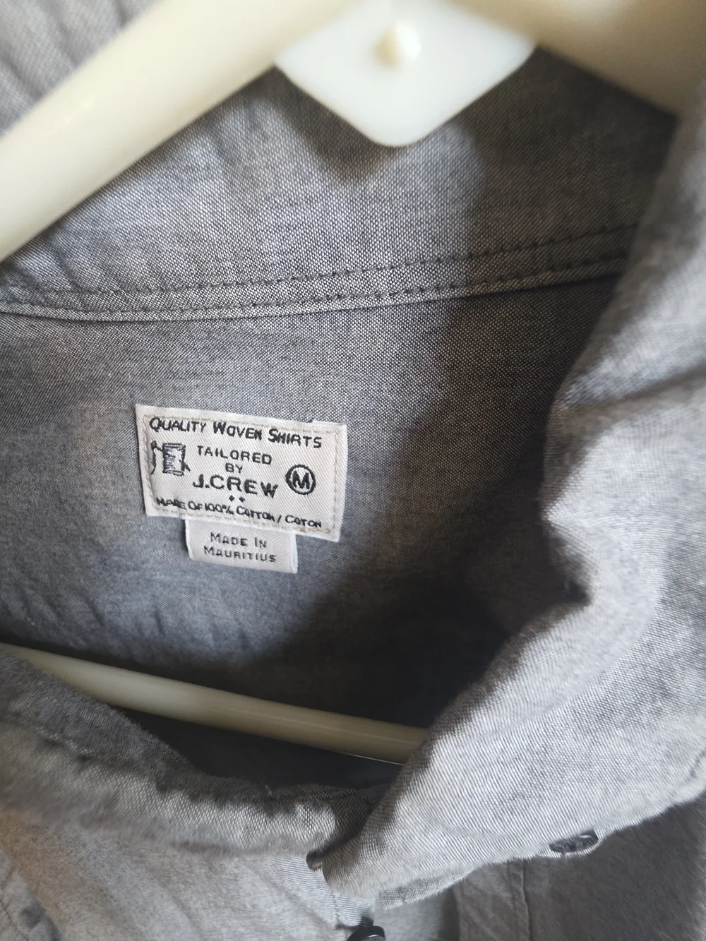 J.Crew Men's Gray Button-Down Shirt Medium 100% Cotton Long Sleeve Tailored Fit